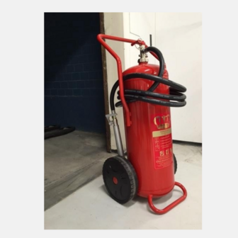 K&ouml;nig 100 kg fahrbarer Pulver Auflade. L&ouml;schwagen DIN EN3